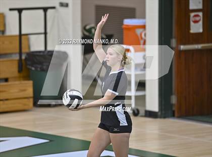 Thumbnail 2 in Anderson vs. Muncie Central (IHSAA Sectionals - Class 4A, Round 1) photogallery.