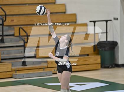 Thumbnail 2 in Anderson vs. Muncie Central (IHSAA Sectionals - Class 4A, Round 1) photogallery.