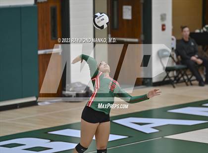 Thumbnail 1 in Anderson vs. Muncie Central (IHSAA Sectionals - Class 4A, Round 1) photogallery.