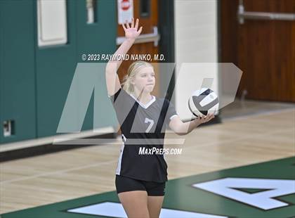 Thumbnail 2 in Anderson vs. Muncie Central (IHSAA Sectionals - Class 4A, Round 1) photogallery.