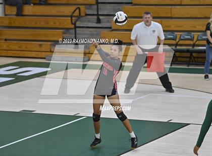 Thumbnail 1 in Anderson vs. Muncie Central (IHSAA Sectionals - Class 4A, Round 1) photogallery.