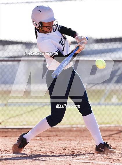 Thumbnail 2 in Kellis vs Ironwood (Agua Fria Tournament) photogallery.