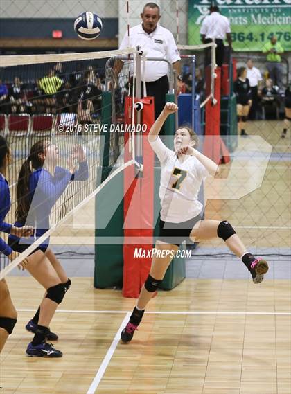 Thumbnail 1 in Cabrini vs. St. Scholastica (LHSAA Division II Quarterfinal) photogallery.