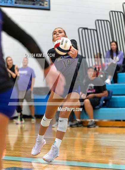 Thumbnail 2 in James Monroe vs. Cabell Midland (Philip Barbour Tournament) photogallery.