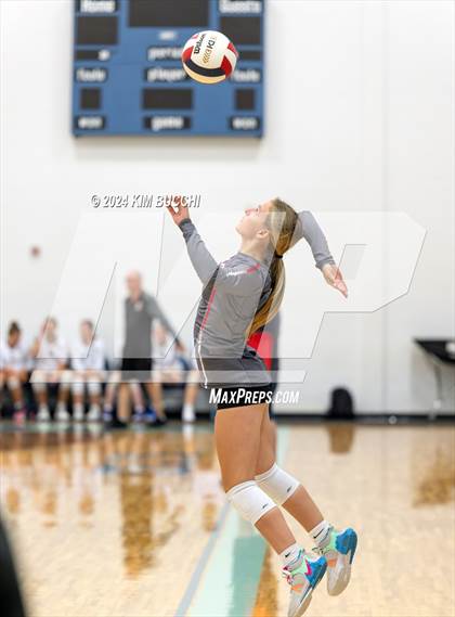 Thumbnail 2 in James Monroe vs. Cabell Midland (Philip Barbour Tournament) photogallery.