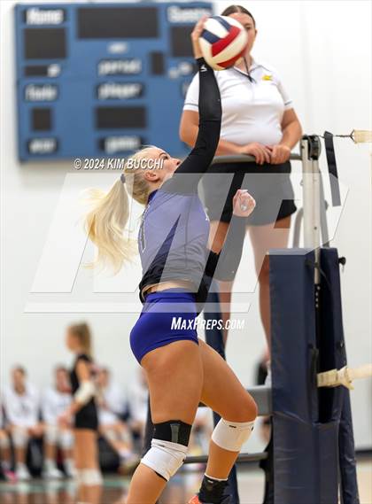 Thumbnail 3 in James Monroe vs. Cabell Midland (Philip Barbour Tournament) photogallery.