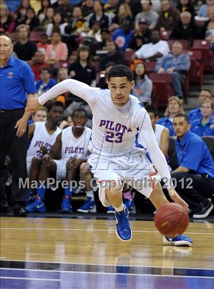 Thumbnail 2 in Village Christian vs. St. Joseph Notre Dame (CIF State D5 Final) photogallery.