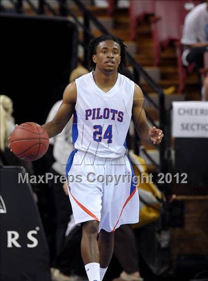 Thumbnail 3 in Village Christian vs. St. Joseph Notre Dame (CIF State D5 Final) photogallery.