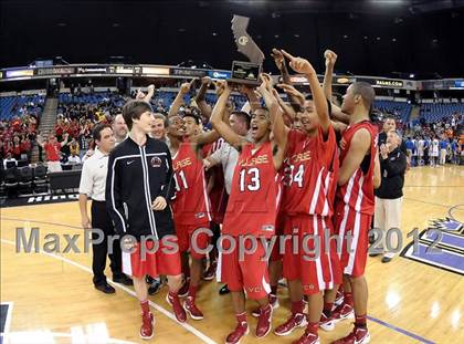 Thumbnail 3 in Village Christian vs. St. Joseph Notre Dame (CIF State D5 Final) photogallery.