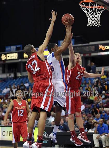 Thumbnail 1 in Village Christian vs. St. Joseph Notre Dame (CIF State D5 Final) photogallery.