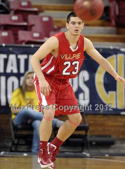 Thumbnail 2 in Village Christian vs. St. Joseph Notre Dame (CIF State D5 Final) photogallery.