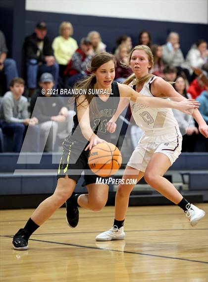 Thumbnail 2 in Isabella vs Thorsby (Chilton County Tournament) photogallery.