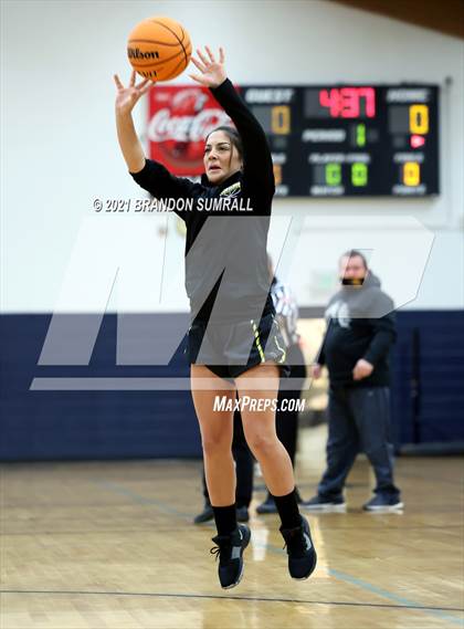 Thumbnail 3 in Isabella vs Thorsby (Chilton County Tournament) photogallery.