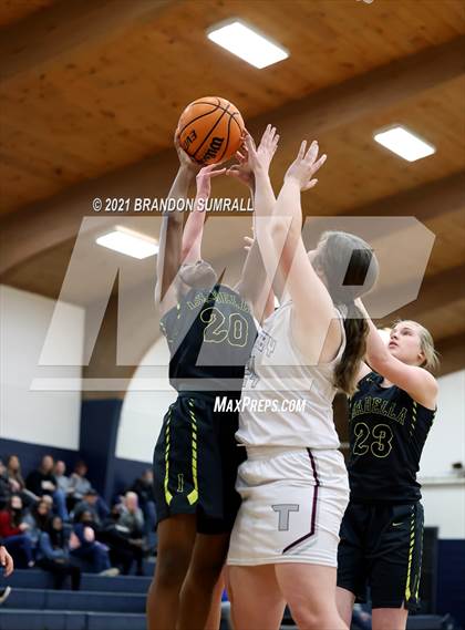 Thumbnail 1 in Isabella vs Thorsby (Chilton County Tournament) photogallery.