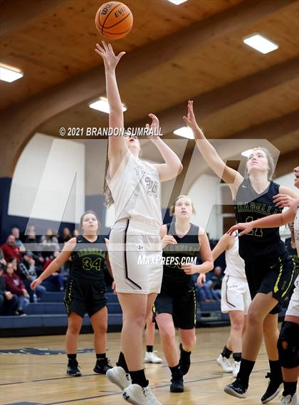 Thumbnail 2 in Isabella vs Thorsby (Chilton County Tournament) photogallery.