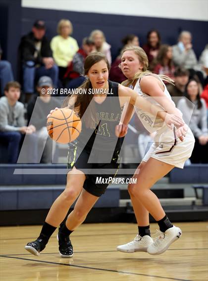 Thumbnail 1 in Isabella vs Thorsby (Chilton County Tournament) photogallery.