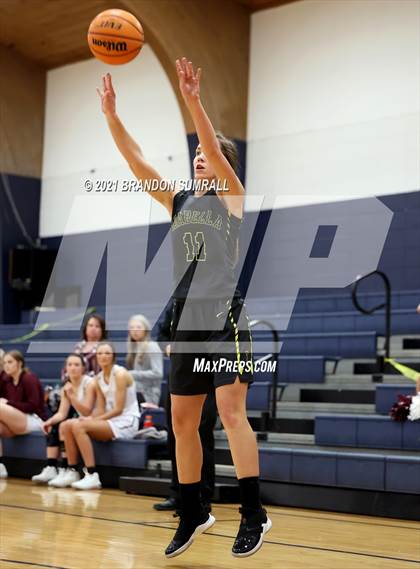 Thumbnail 3 in Isabella vs Thorsby (Chilton County Tournament) photogallery.