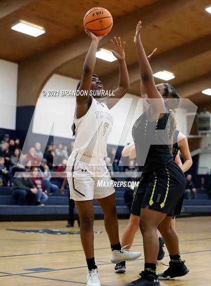 Thumbnail 1 in Isabella vs Thorsby (Chilton County Tournament) photogallery.