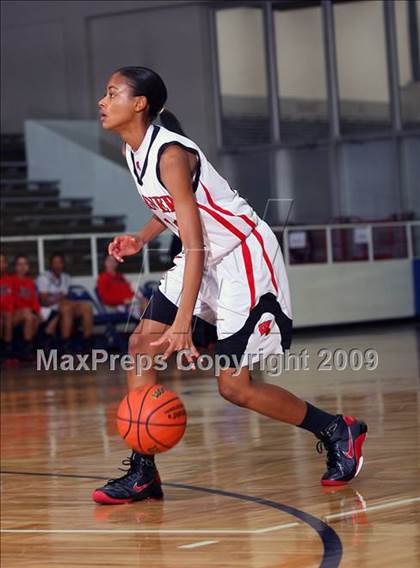 Thumbnail 1 in Wagner vs Ray (McDonalds Texas Invitational) photogallery.