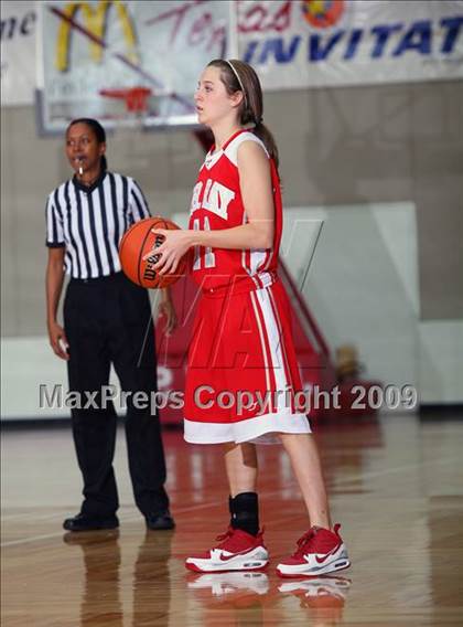 Thumbnail 1 in Wagner vs Ray (McDonalds Texas Invitational) photogallery.