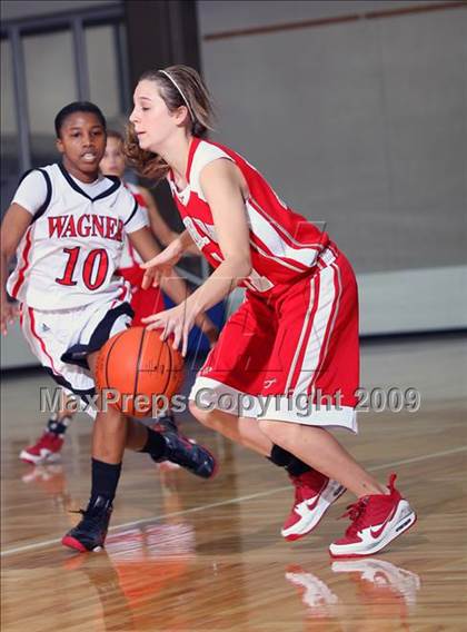 Thumbnail 3 in Wagner vs Ray (McDonalds Texas Invitational) photogallery.