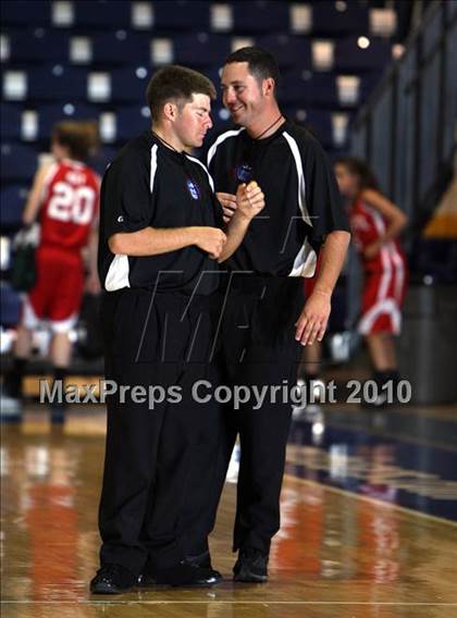 Thumbnail 1 in 2010 CHSCA All-State Game (Boys) photogallery.
