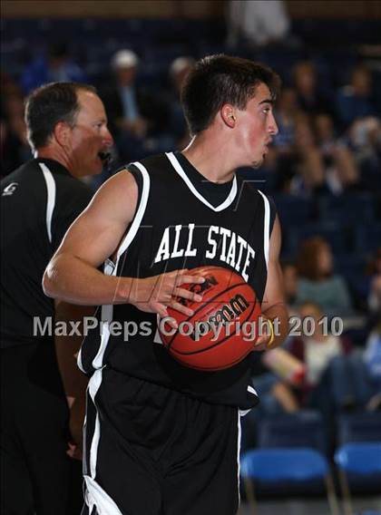 Thumbnail 1 in 2010 CHSCA All-State Game (Boys) photogallery.