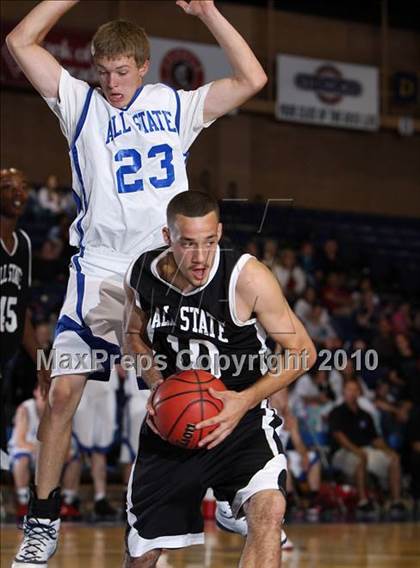 Thumbnail 2 in 2010 CHSCA All-State Game (Boys) photogallery.