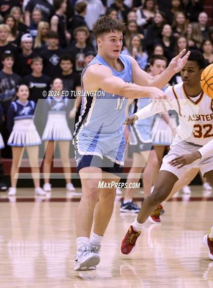 Thumbnail 3 in Pope @ Lassiter photogallery.