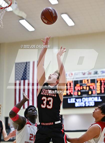 Thumbnail 3 in Lee vs Churchill photogallery.