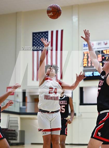 Thumbnail 3 in Lee vs Churchill photogallery.