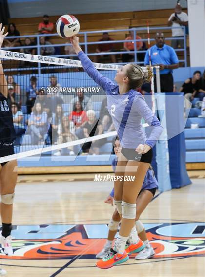 Thumbnail 2 in North Lincoln @ Foard photogallery.