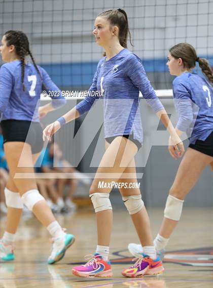 Thumbnail 1 in North Lincoln @ Foard photogallery.