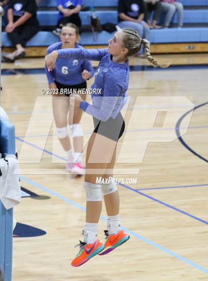 Thumbnail 1 in North Lincoln @ Foard photogallery.