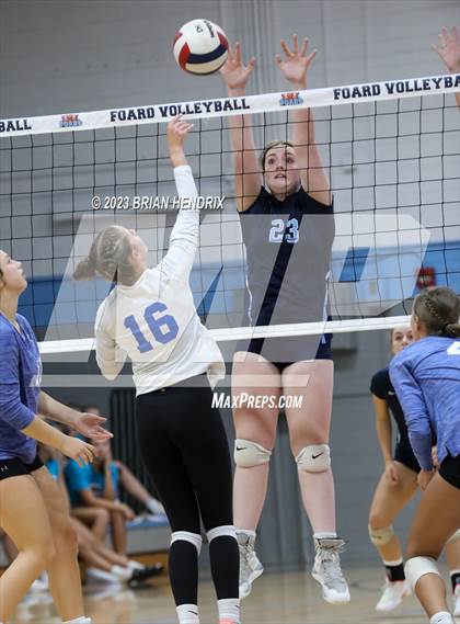 Thumbnail 1 in North Lincoln @ Foard photogallery.