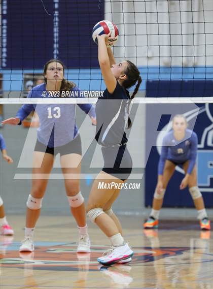 Thumbnail 1 in North Lincoln @ Foard photogallery.
