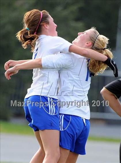 Thumbnail 2 in Warrior Run vs Sewickley Academy (PIAA Class A Final) photogallery.
