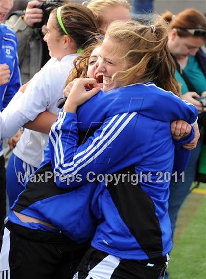 Thumbnail 1 in Warrior Run vs Sewickley Academy (PIAA Class A Final) photogallery.
