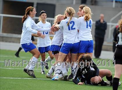 Thumbnail 2 in Warrior Run vs Sewickley Academy (PIAA Class A Final) photogallery.