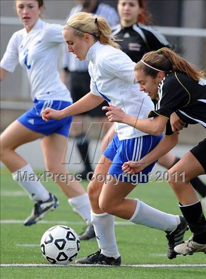 Thumbnail 1 in Warrior Run vs Sewickley Academy (PIAA Class A Final) photogallery.