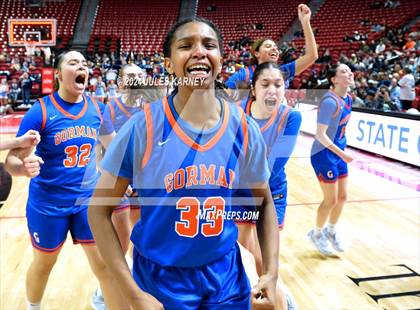 Thumbnail 2 in Centennial vs Bishop Gorman (5A State Finals) photogallery.
