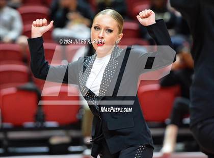 Thumbnail 3 in Centennial vs Bishop Gorman (5A State Finals) photogallery.