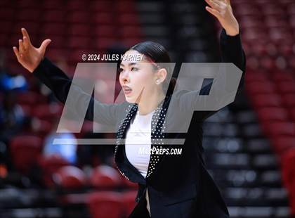 Thumbnail 2 in Centennial vs Bishop Gorman (5A State Finals) photogallery.