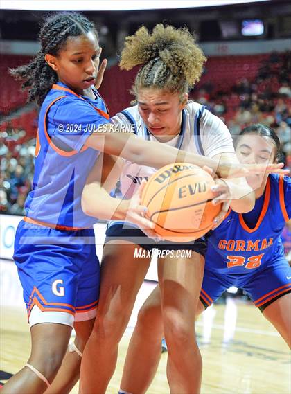 Thumbnail 3 in Centennial vs Bishop Gorman (5A State Finals) photogallery.
