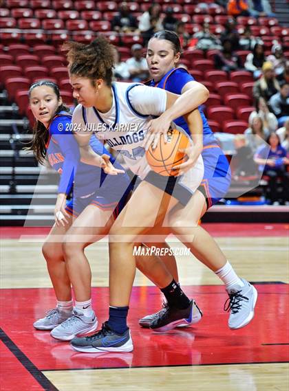 Thumbnail 1 in Centennial vs Bishop Gorman (5A State Finals) photogallery.