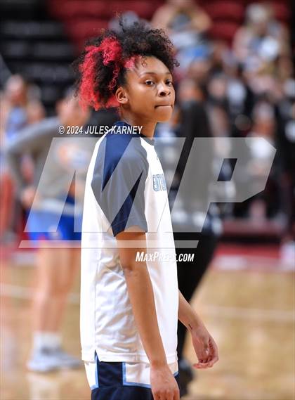 Thumbnail 3 in Centennial vs Bishop Gorman (5A State Finals) photogallery.