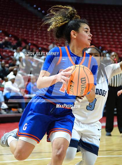 Thumbnail 1 in Centennial vs Bishop Gorman (5A State Finals) photogallery.