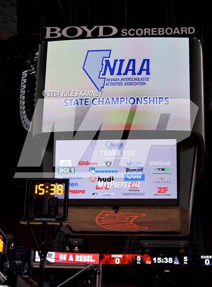 Thumbnail 1 in Centennial vs Bishop Gorman (5A State Finals) photogallery.