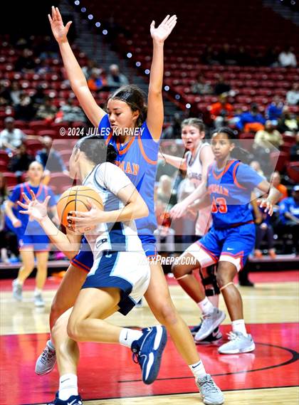 Thumbnail 3 in Centennial vs Bishop Gorman (5A State Finals) photogallery.