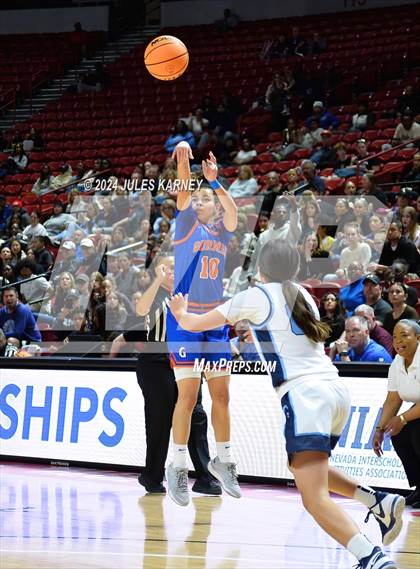 Thumbnail 2 in Centennial vs Bishop Gorman (5A State Finals) photogallery.